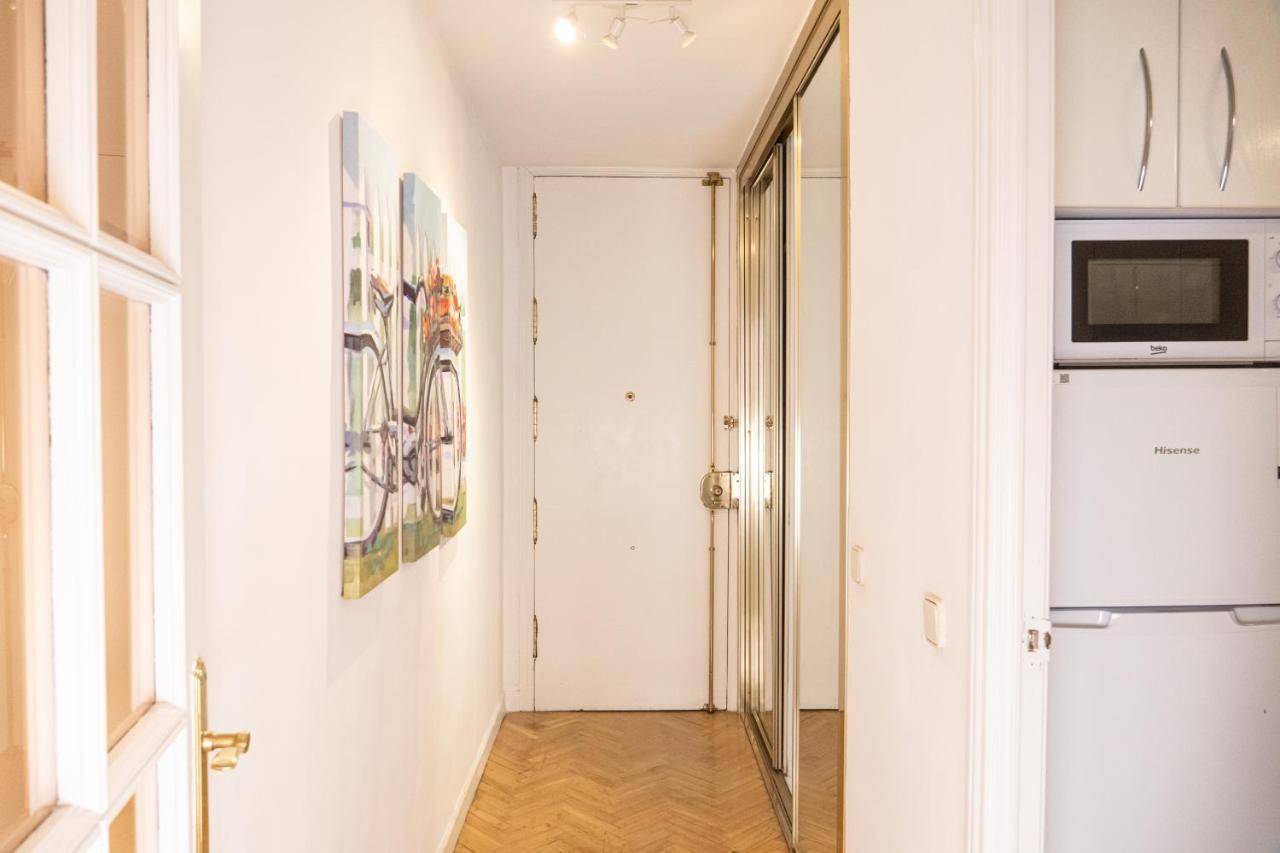Gran Via Central Lovely Private Apt In The Heart Of Chueca Apartment Madrid Exterior photo